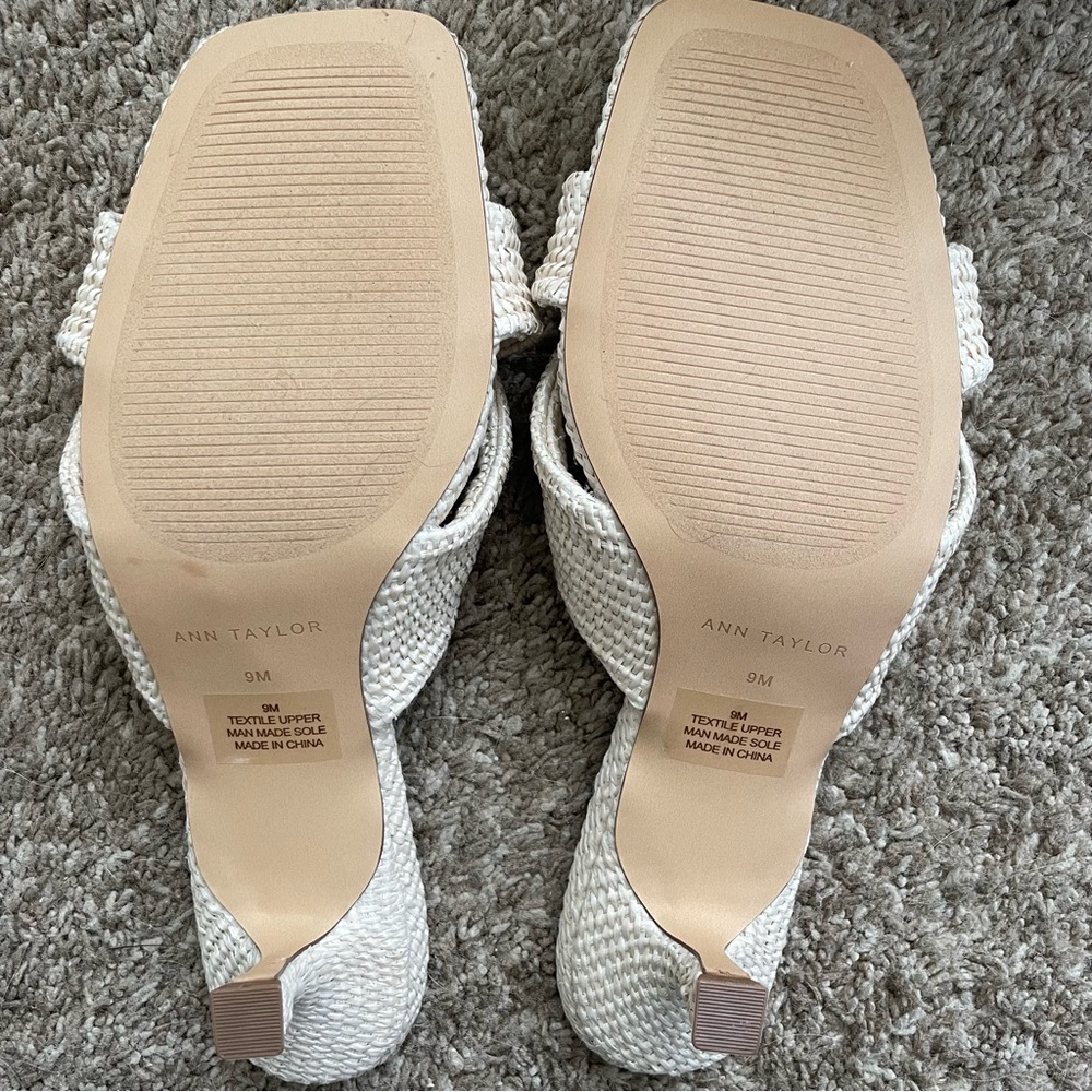 Ann Taylor Knotted Straw Sandals, 9, NWOT - Picture 7 of 8